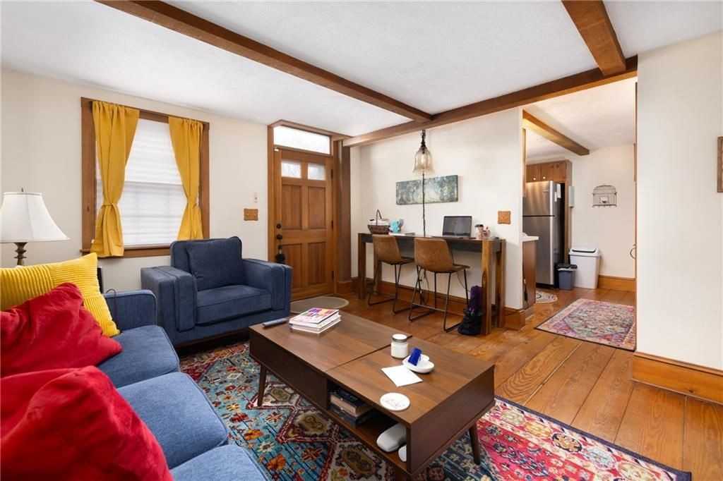 571 Great Rd - Photo 2 of 10