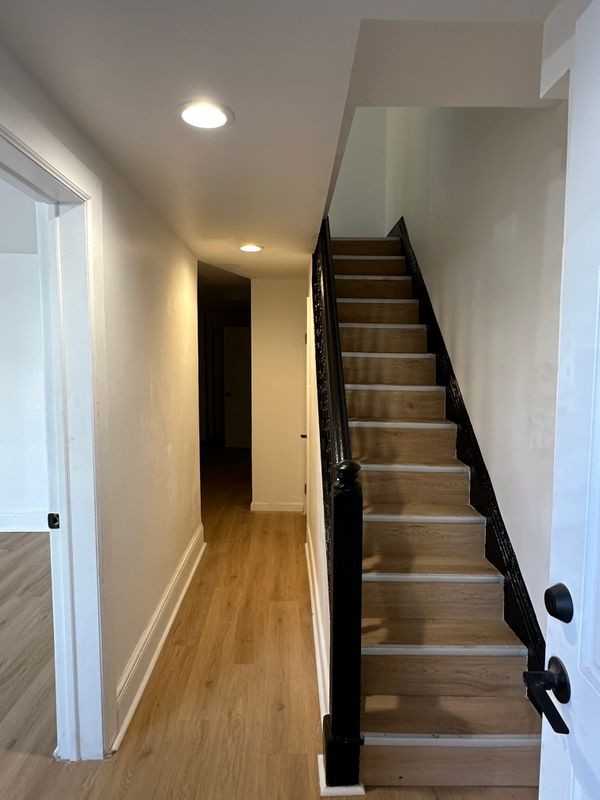 519 Mercer St - Photo 3 of 50