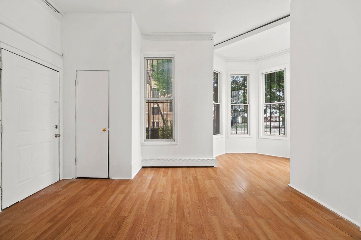 243 Hamilton Ave ##1 - Photo 6 of 17