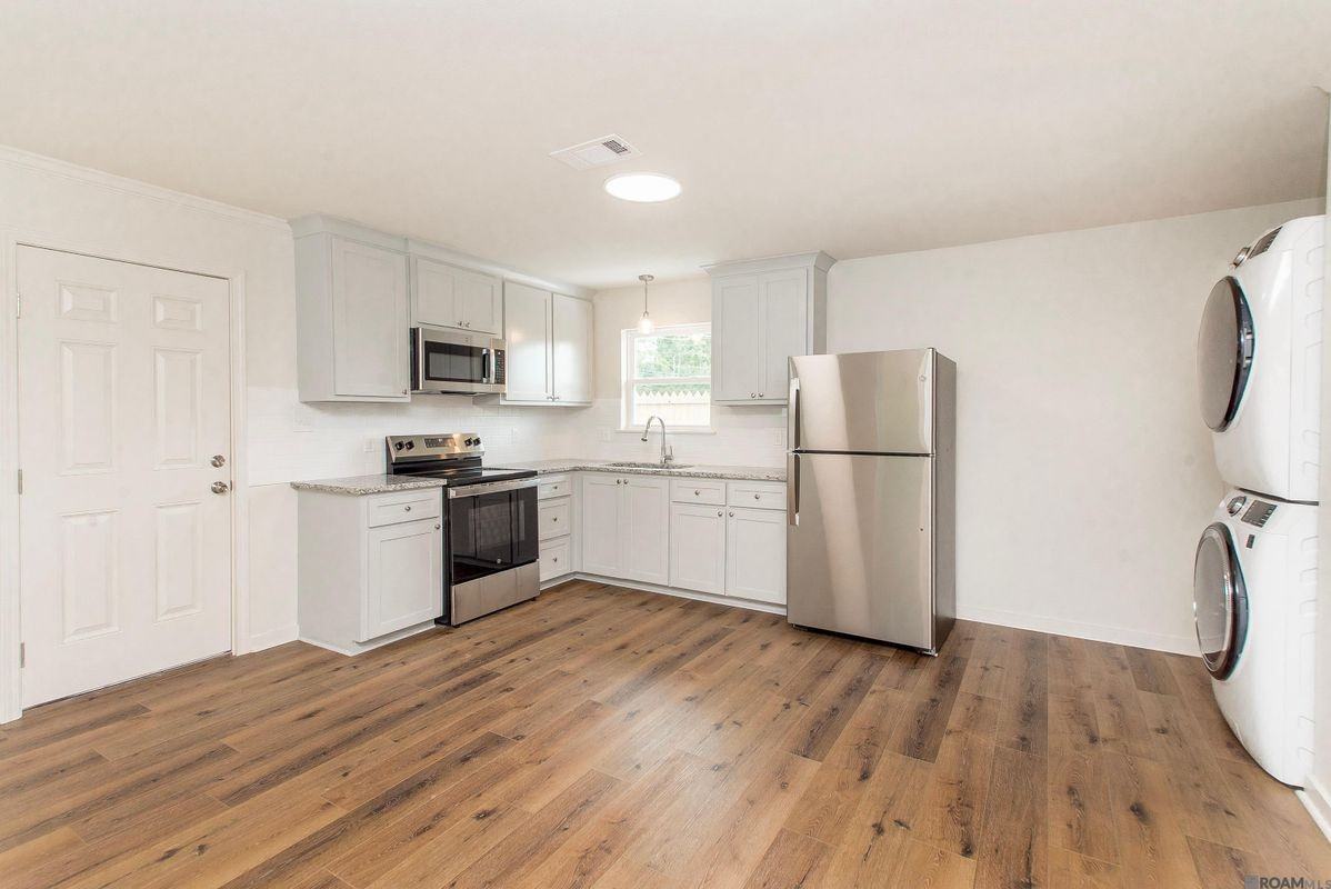 43053 N Billville Rd ##2 - Photo 4 of 13