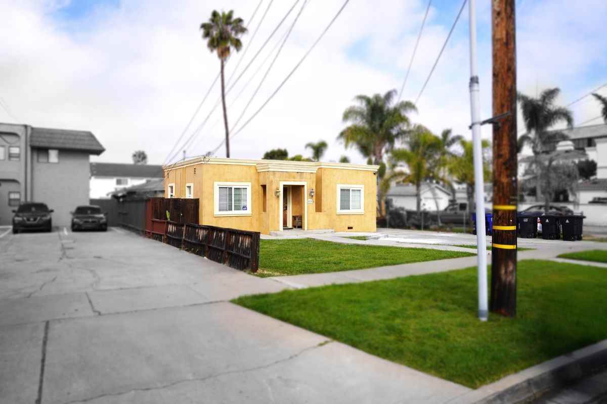 520 Glover Ave ##A - Photo 4 of 34