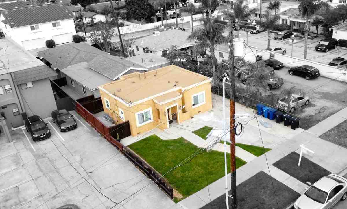520 Glover Ave ##A - Photo 6 of 34