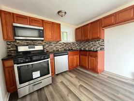 22 Hemlock St - Photo 1 of 1