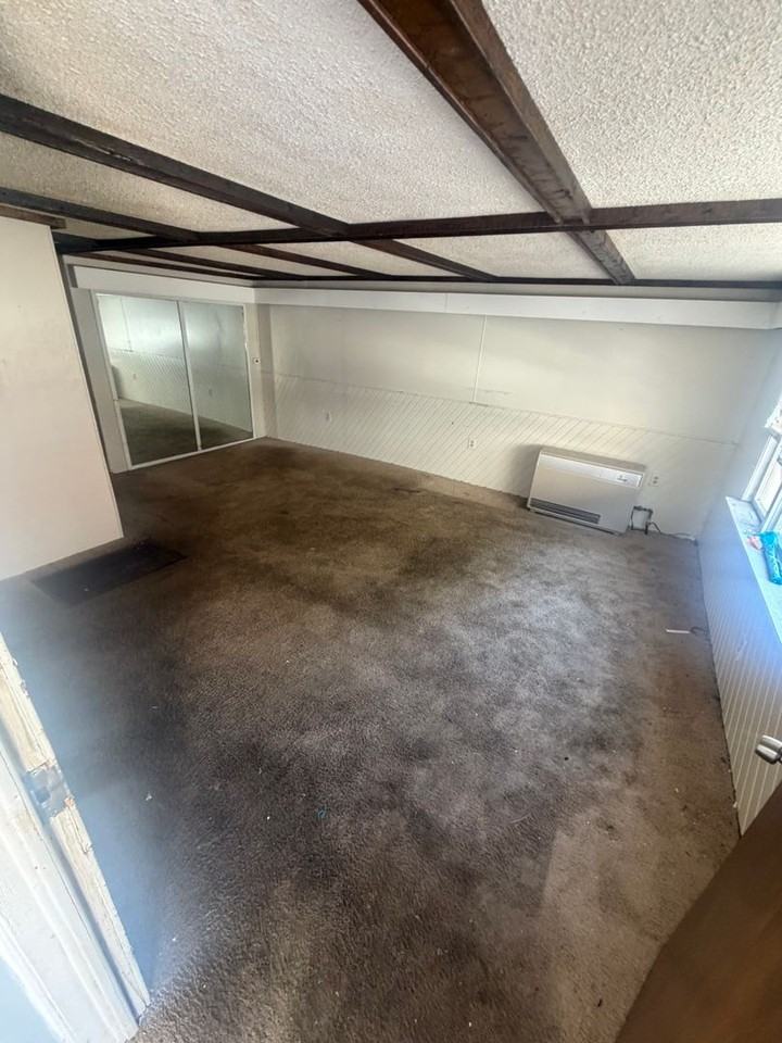 619 4th St - Photo 3 of 11