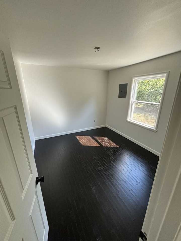 1063 South St - Photo 6 of 6