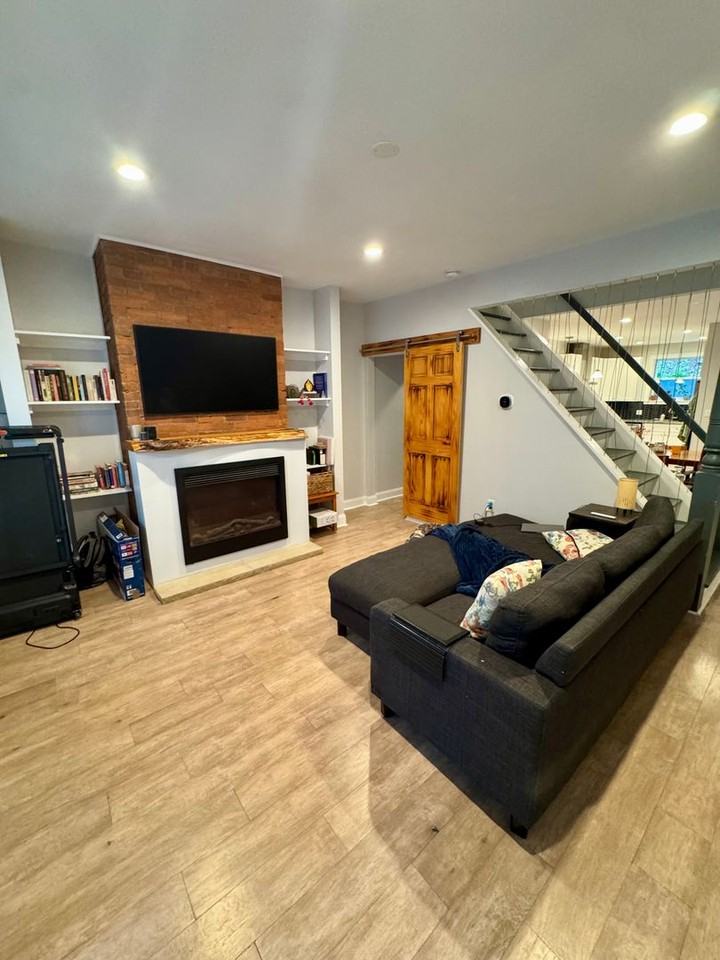 5304 Holmes St - Photo 5 of 50