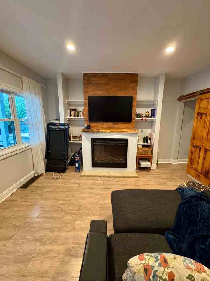 5304 Holmes St - Photo 6 of 50