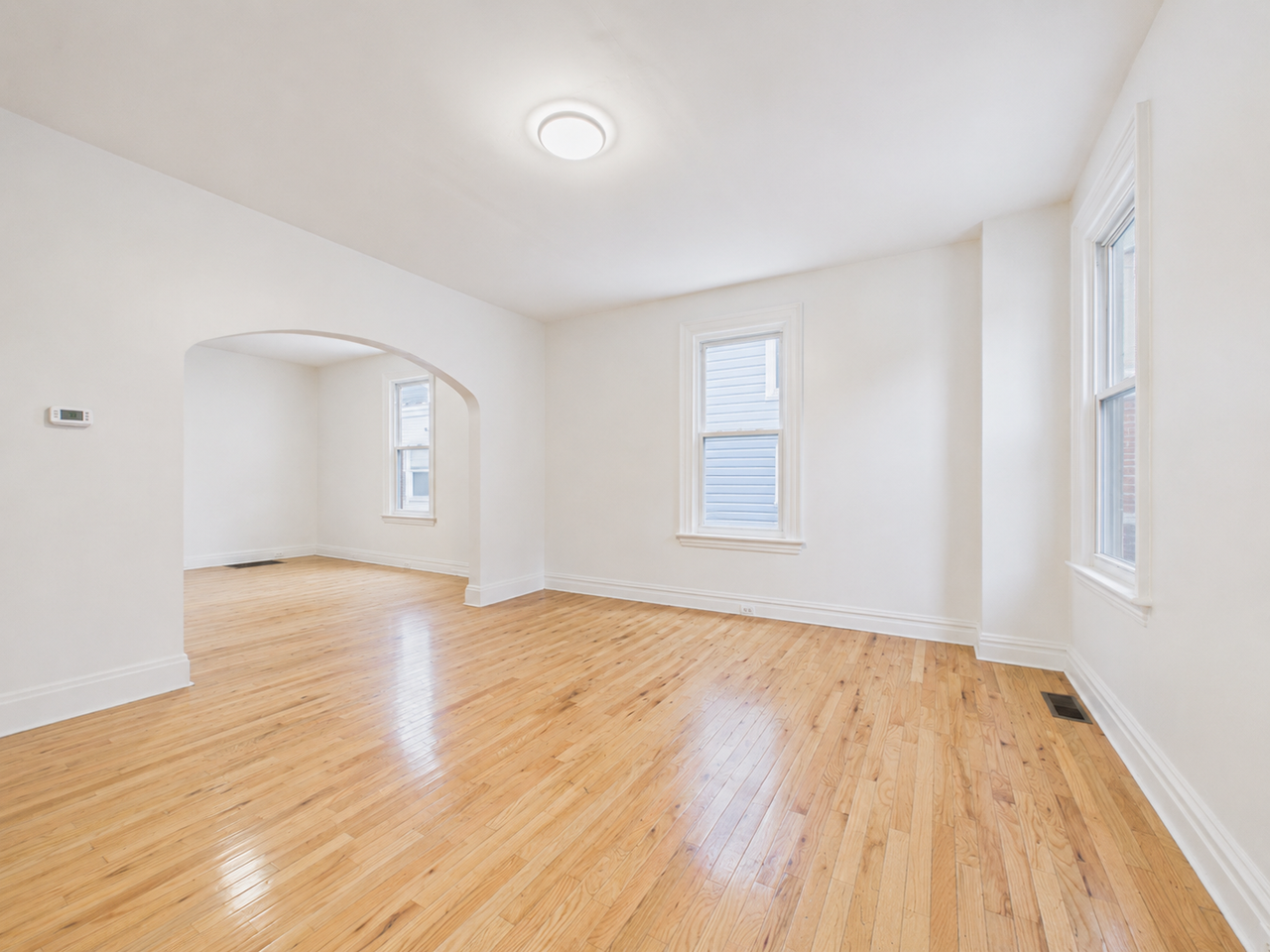 348 S 2nd St - Photo 5 of 18
