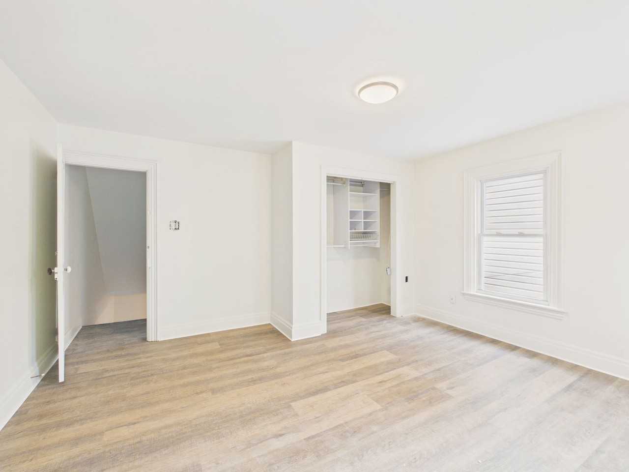 348 S 2nd St - Photo 6 of 18