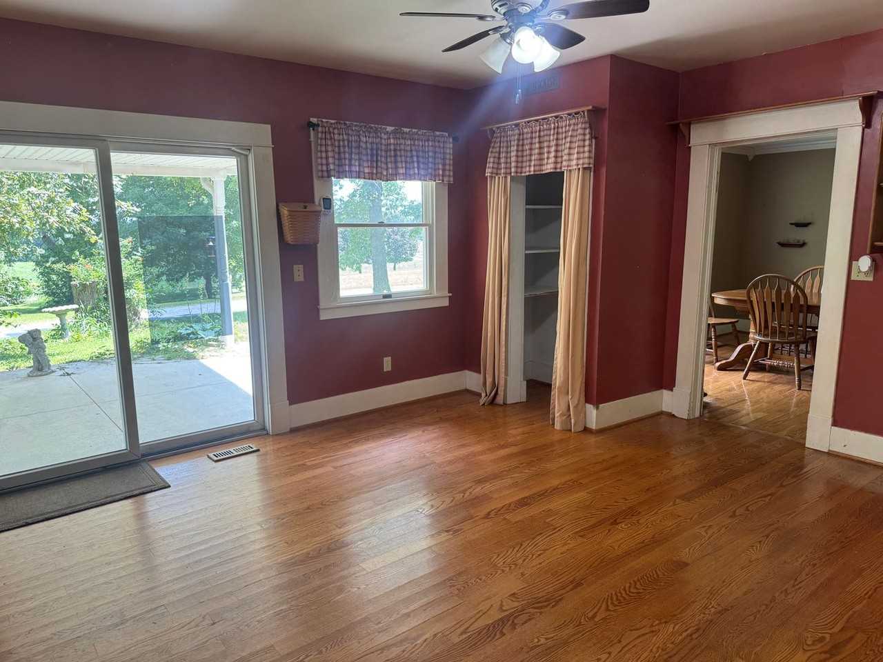 7357 Se Us Highway 169 - Photo 5 of 19