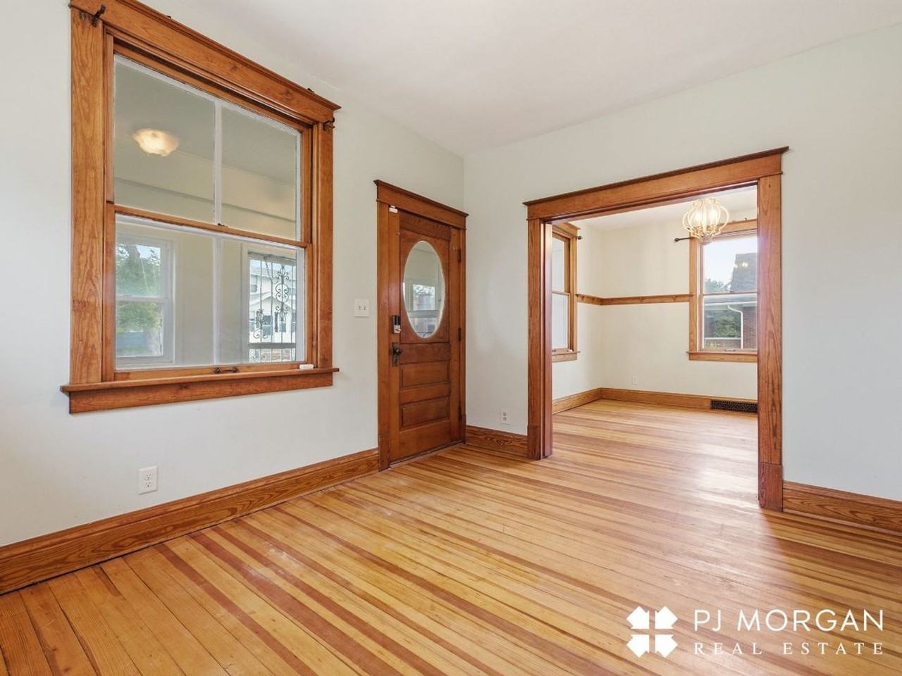 2222 S 6th St - Photo 5 of 27