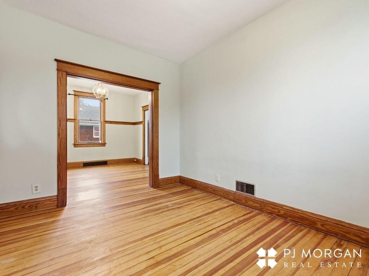 2222 S 6th St - Photo 6 of 27