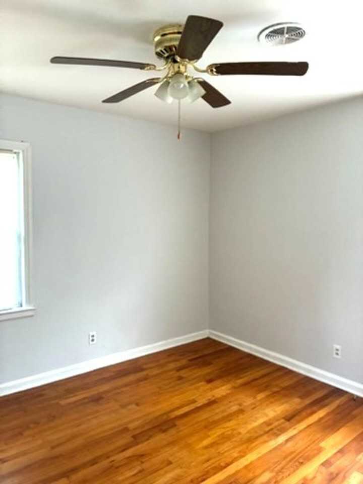275 Nightingale Dr - Photo 5 of 10