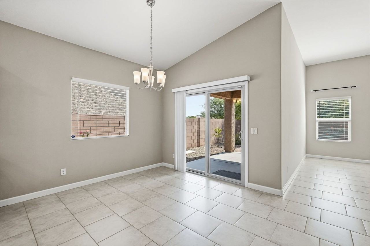 9684 N Texas Ebony Ln - Photo 5 of 44