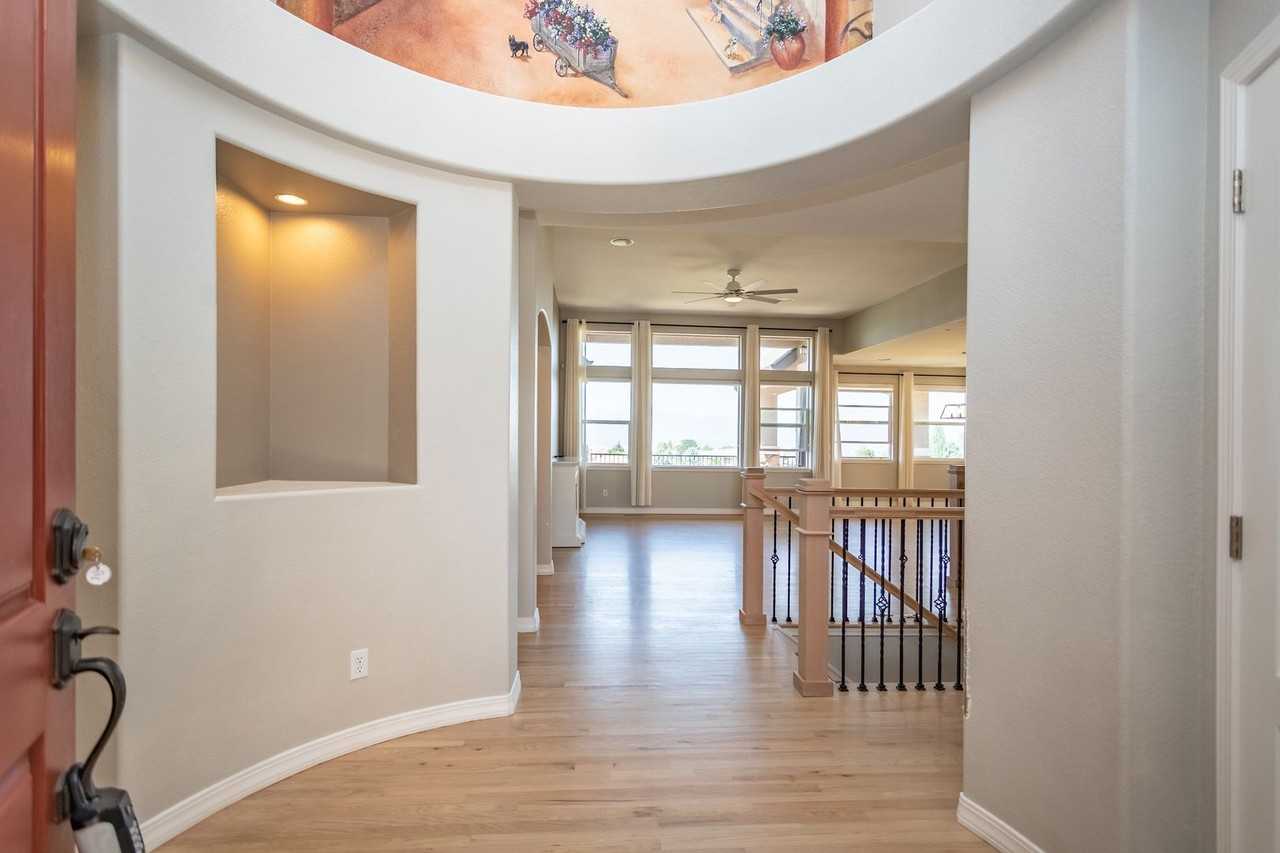 10154 Silver Leaf Way - Photo 3 of 50