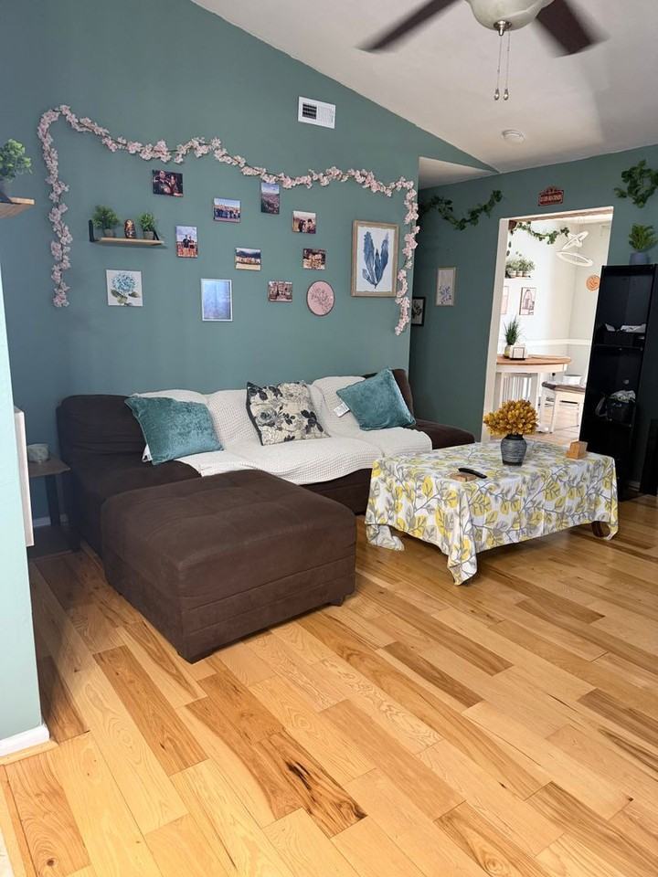 5801 Pleasant Woods Ct - Photo 5 of 24