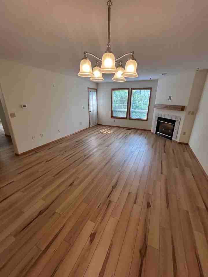 824 Ne Ashby Ct - Photo 3 of 16