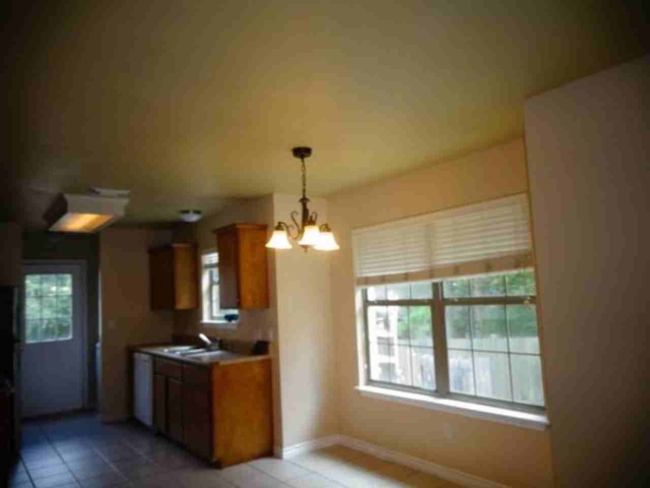 107 Yegua Cir - Photo 5 of 13