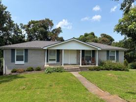 2716 Donna Hill Dr - Photo 1 of 1