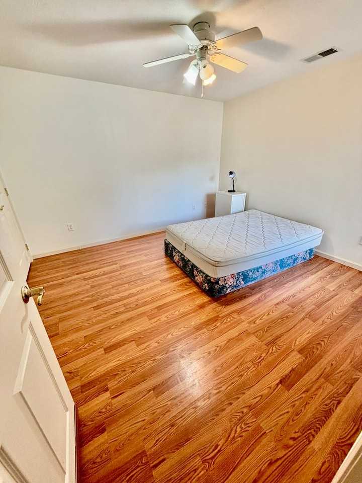7205 University Commons Dr #7205 - Photo 2 of 22