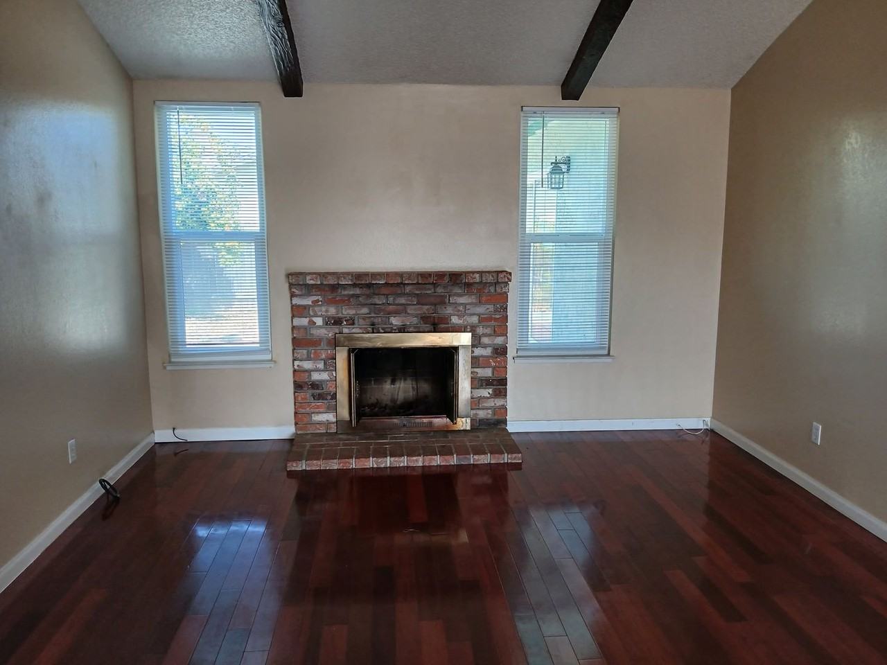 400 Mokelumne Dr - Photo 5 of 50