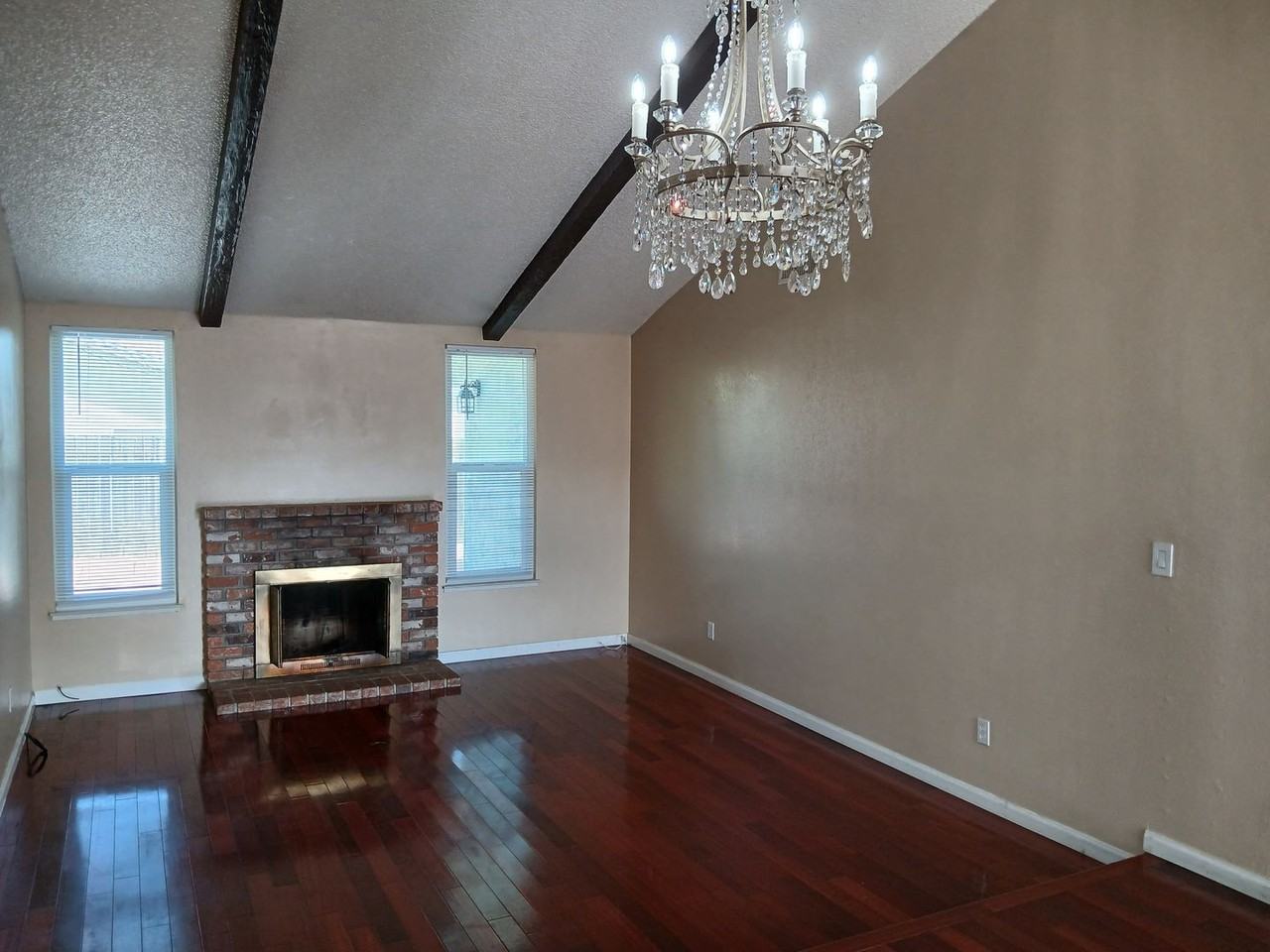 400 Mokelumne Dr - Photo 7 of 50
