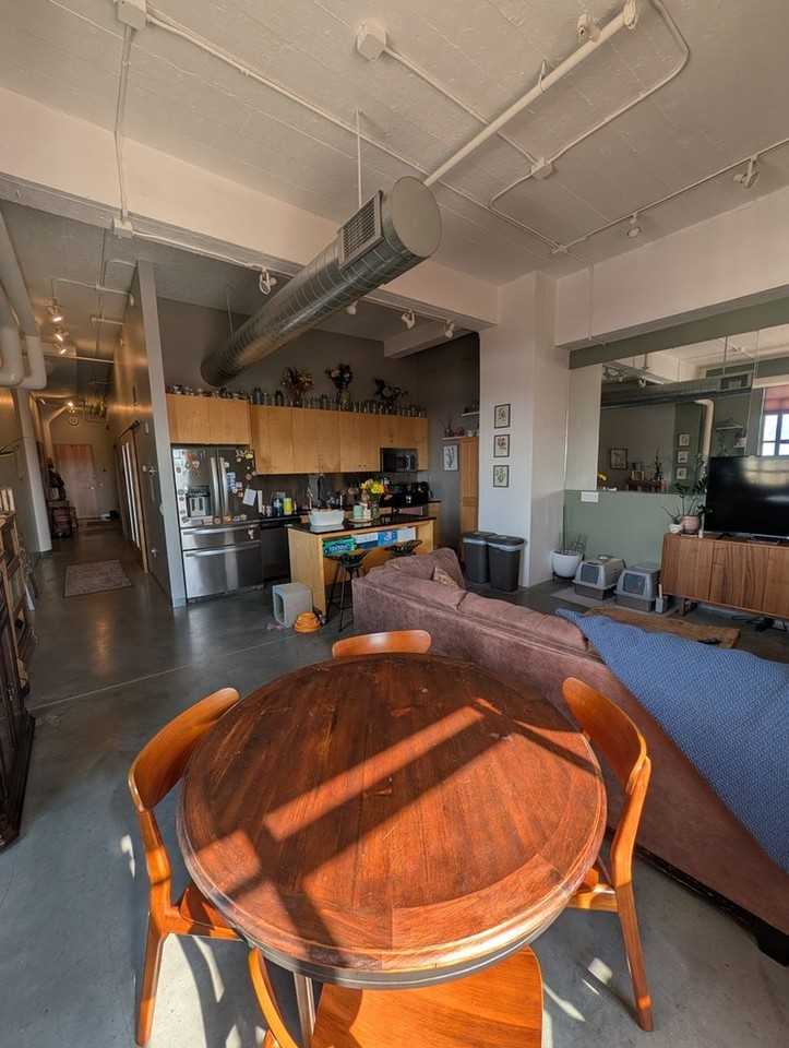 2929 Chicago Ave - Photo 4 of 31