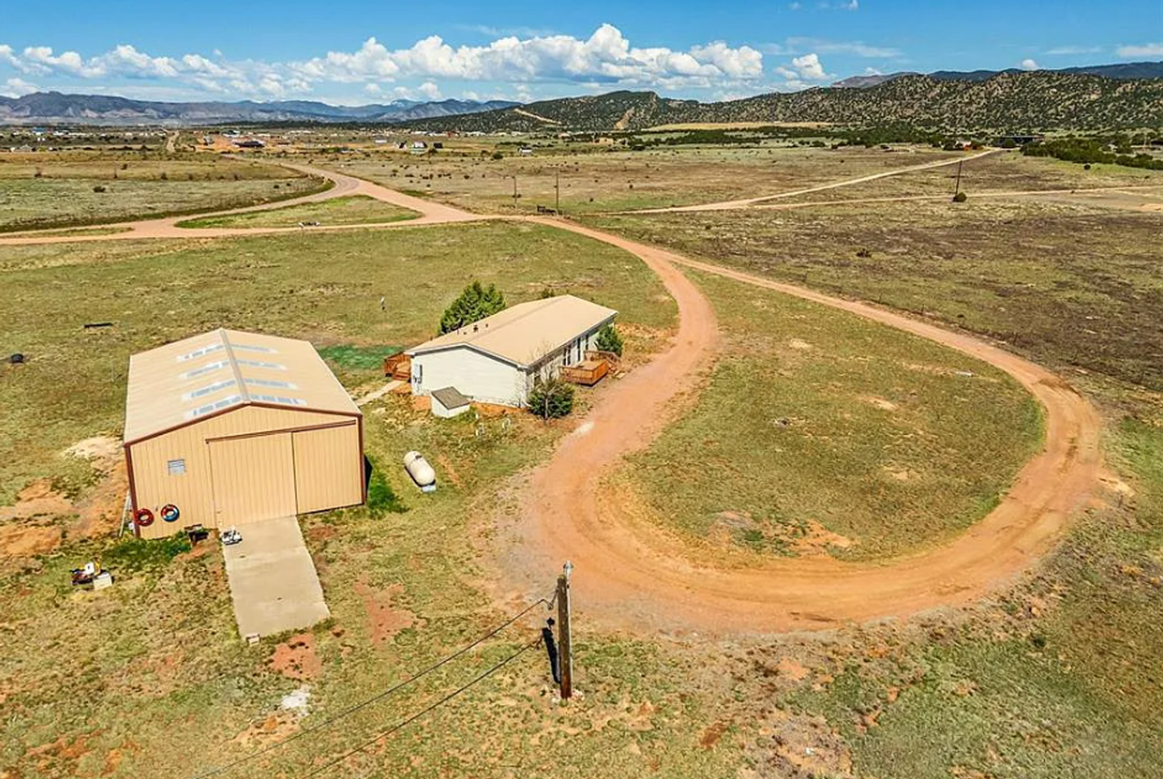 5101 County Road 123 - Photo 7 of 11