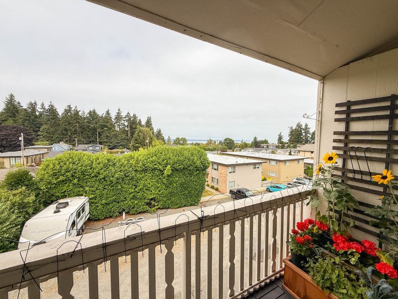 630 5th Ave S #208 - Photo 4 of 12