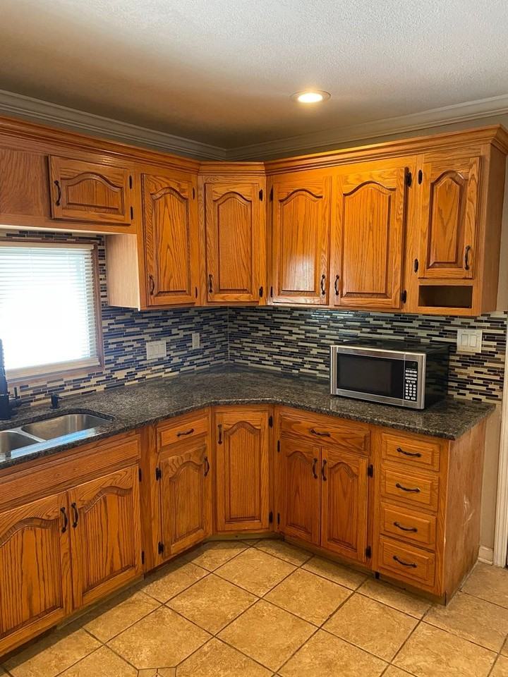 2632 E 9th St - Photo 5 of 16