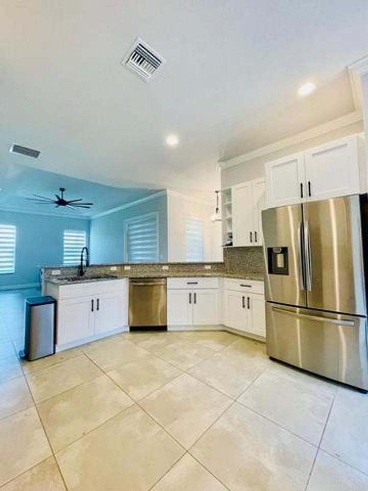 17225 78th Rd N - Photo 2 of 18