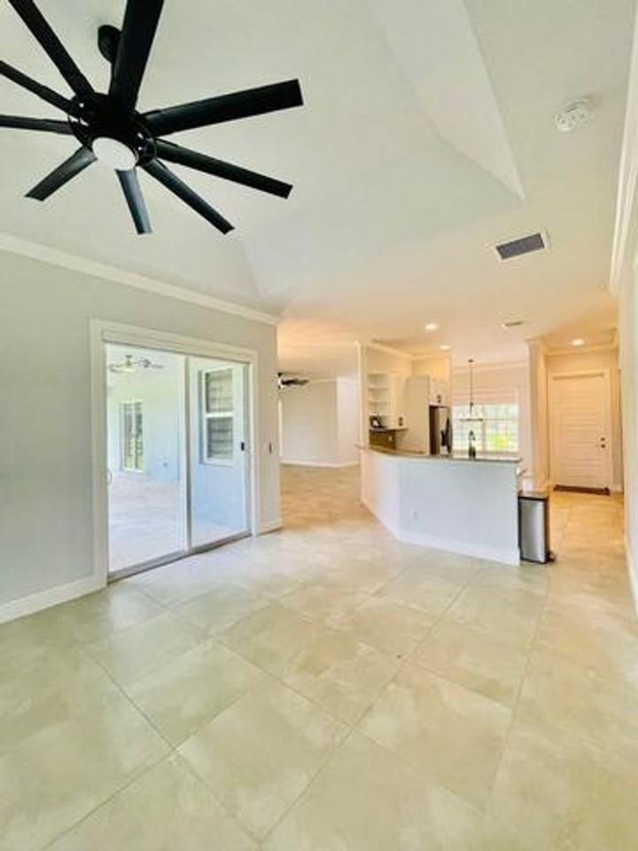 17225 78th Rd N - Photo 3 of 18