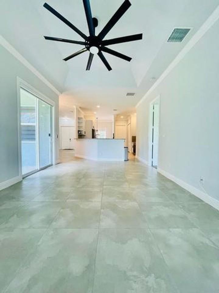 17225 78th Rd N - Photo 5 of 18