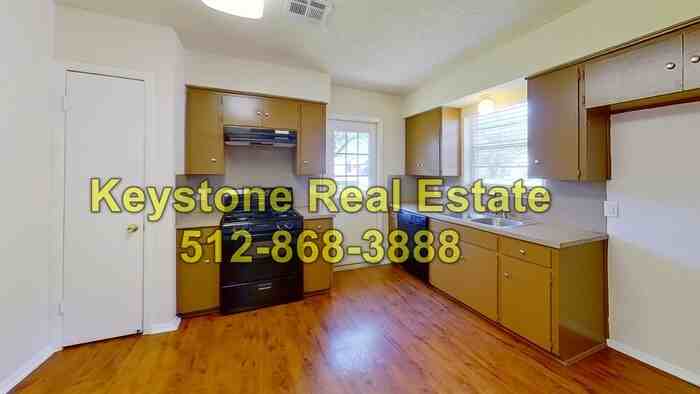 1209 Westcott Dr #A - Photo 4 of 11