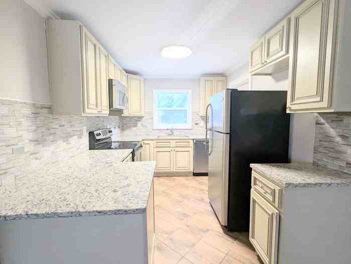 508 Mahaley Ave #1 - Photo 4 of 17