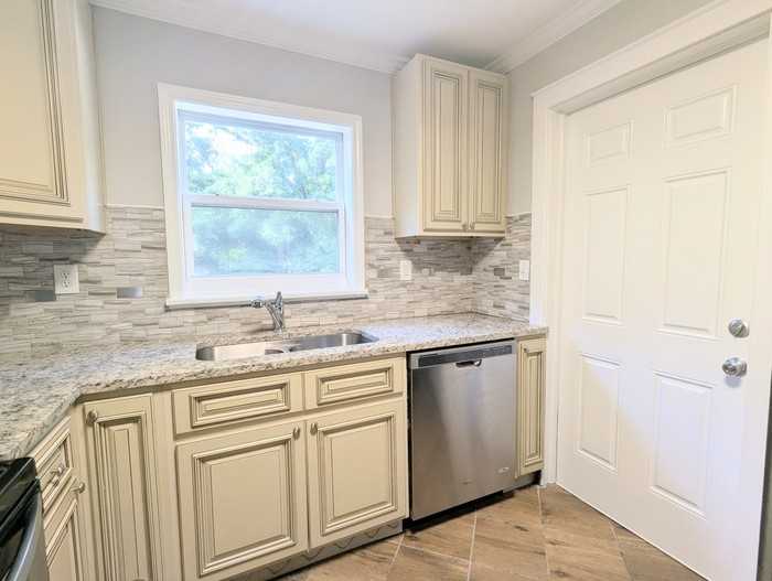 508 Mahaley Ave #1 - Photo 6 of 17