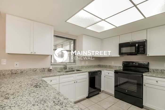 1705 Freeman Dr - Photo 4 of 16