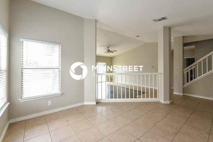 7938 Sonny Rdg - Photo 4 of 15