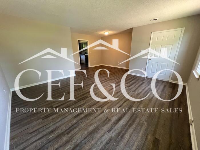 7922 Valley Falls Rd - Photo 4 of 14