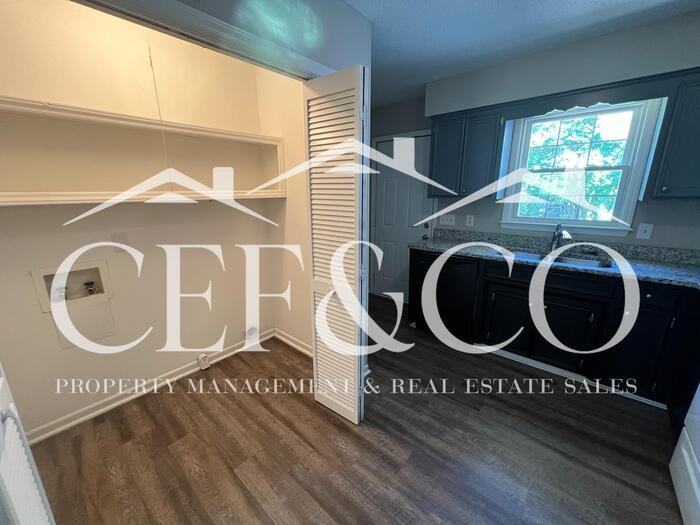 7922 Valley Falls Rd - Photo 7 of 14