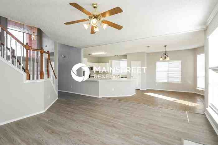 304 Emery Oak Ct - Photo 6 of 17