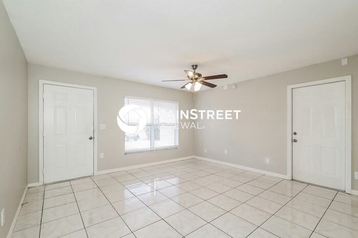 425 Danube Way - Photo 2 of 16