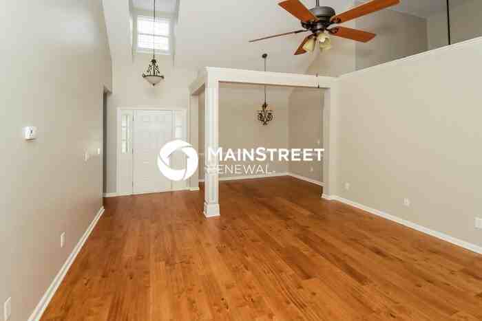 507 Baronne St - Photo 3 of 16