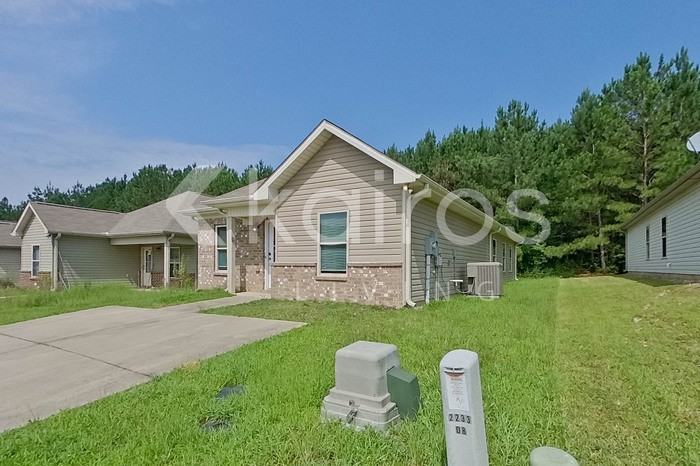 855 Maple Trce - Photo 2 of 24