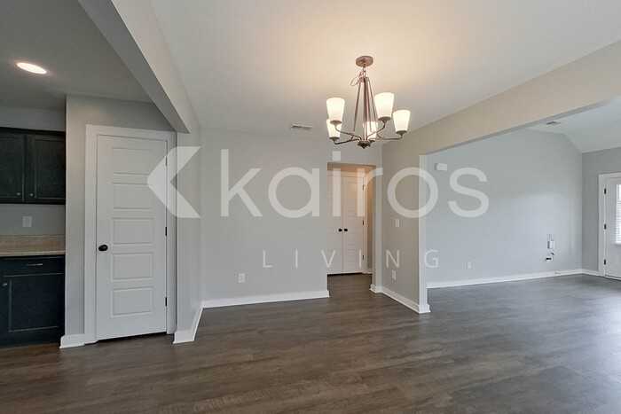 855 Maple Trce - Photo 6 of 24