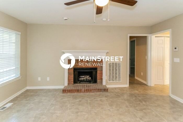 3345 Thomas Ln - Photo 4 of 15