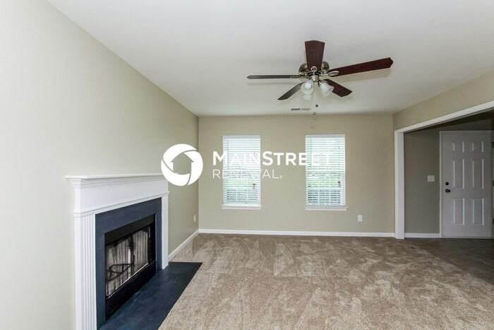 4320 Canipe Dr - Photo 3 of 16
