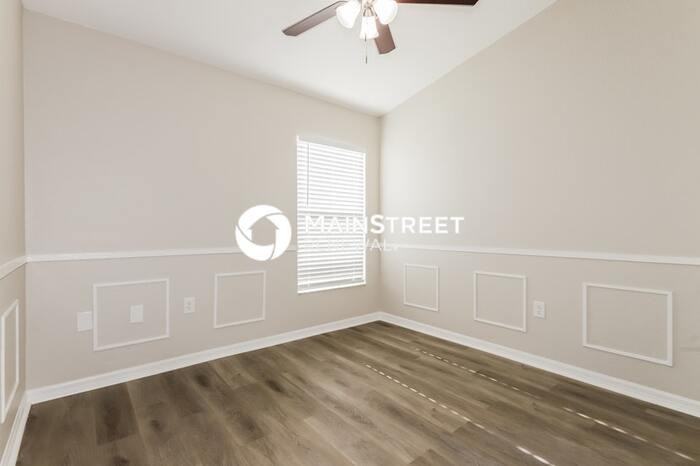 3010 Ivywood Ln - Photo 5 of 16