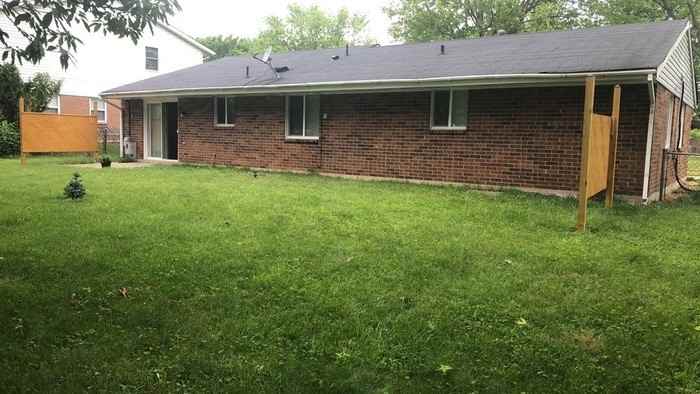 4900 Scothills Dr - Photo 5 of 35