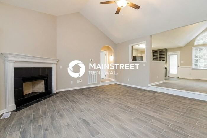 147 Susan Dr - Photo 7 of 16